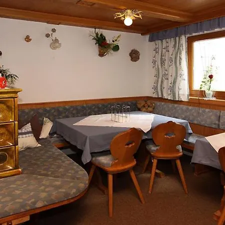 Апартаменти Haus Hanni Plorer *